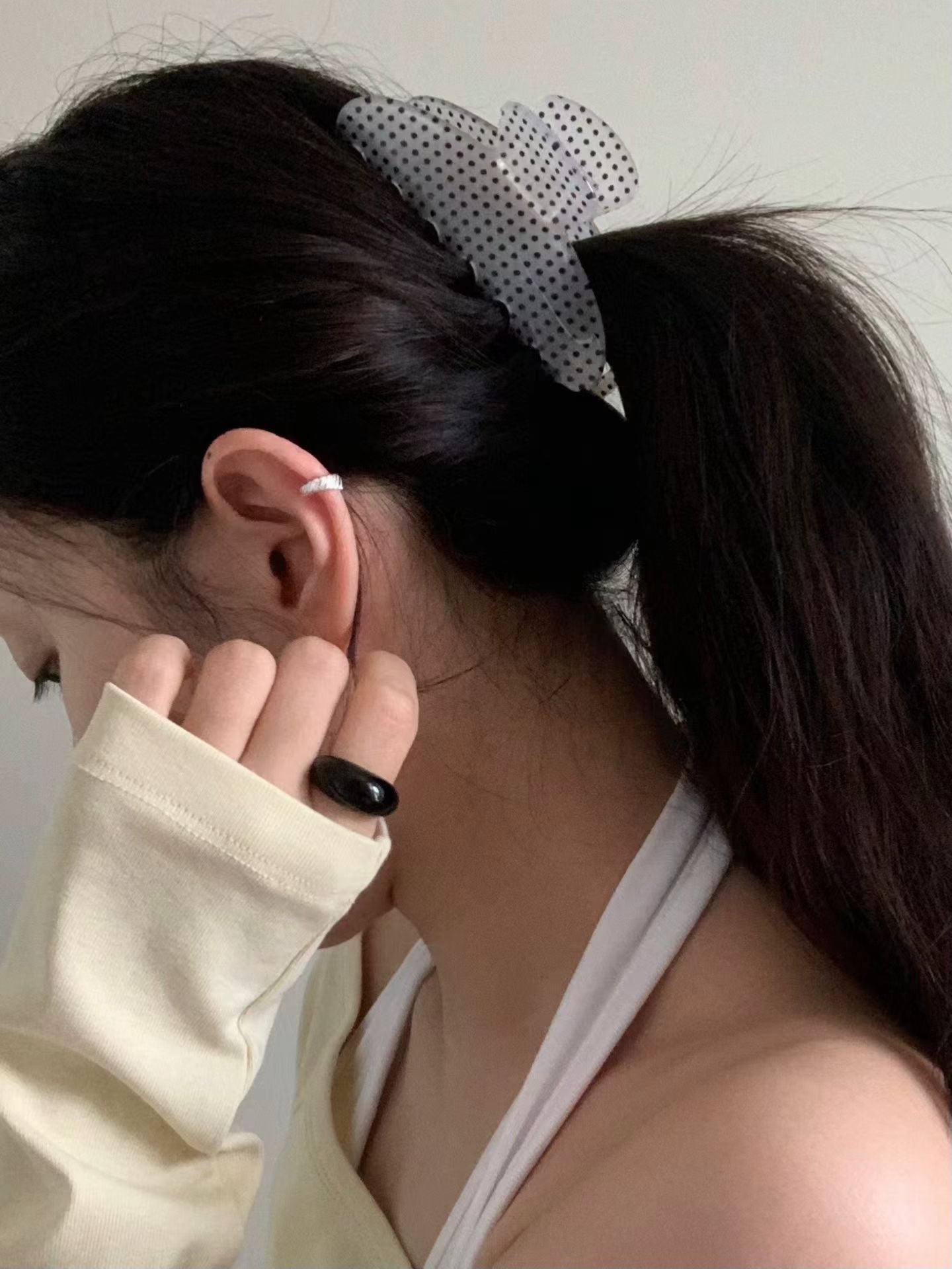 Julie Earcuff
