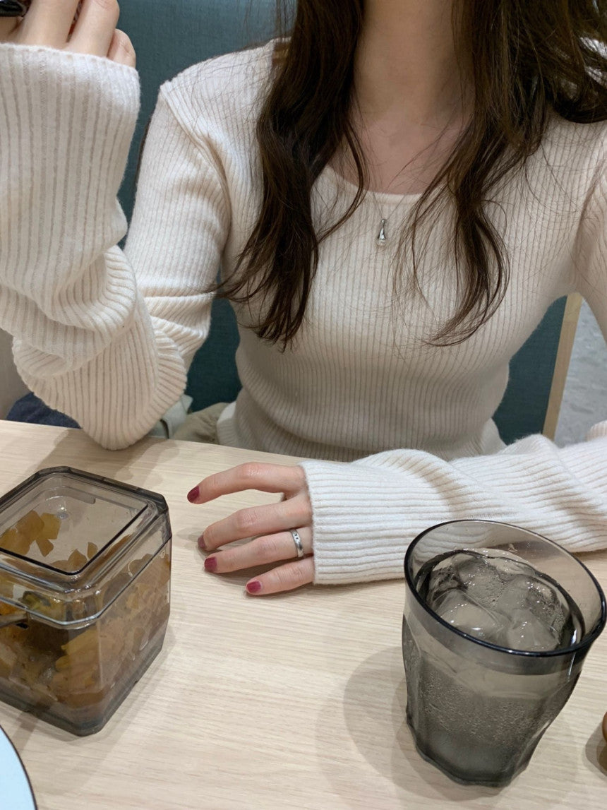 Tier U-neck knit-4col