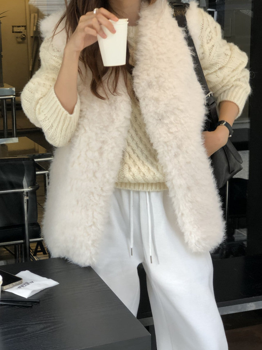 Kelly shearling vest