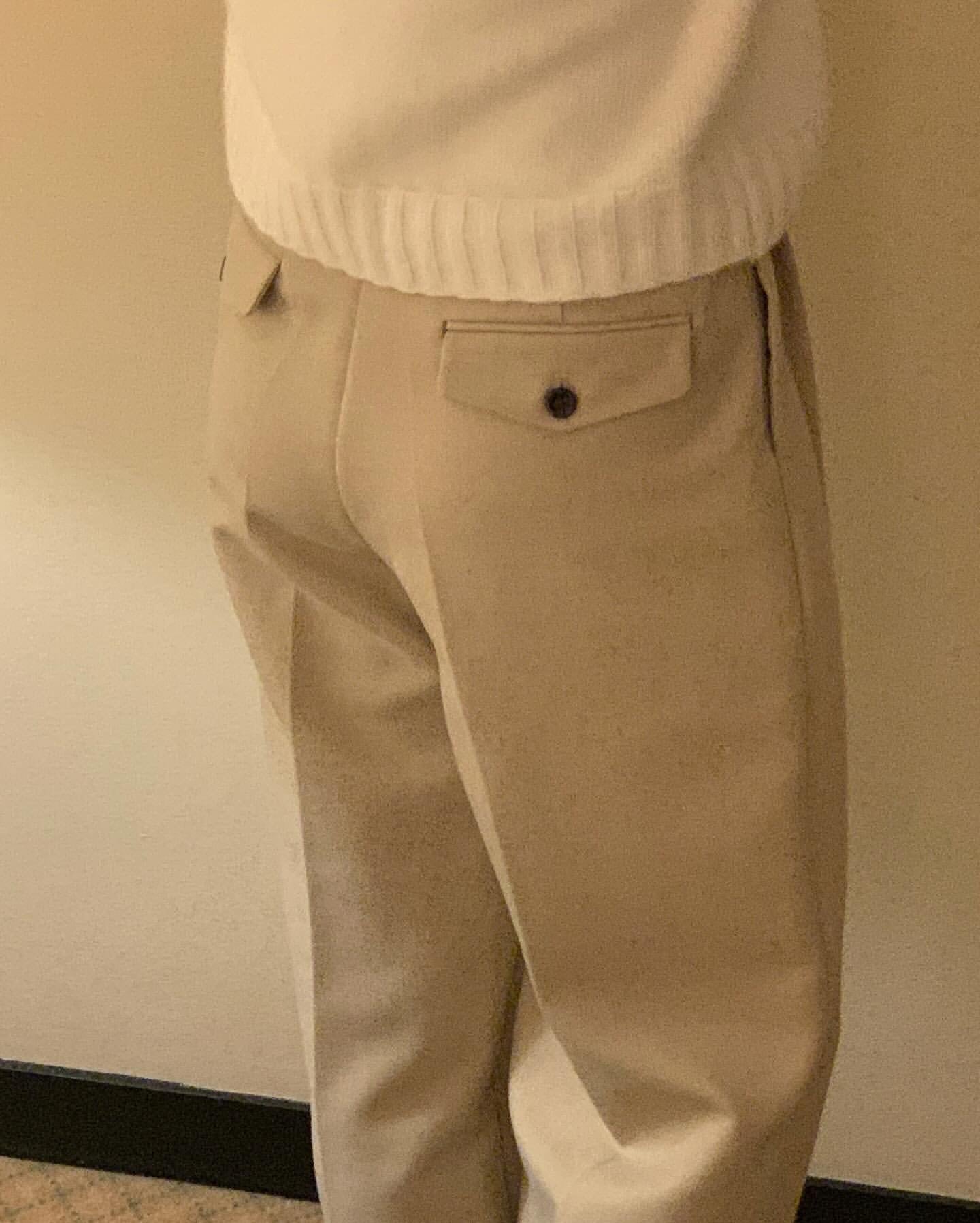 Flow two pintuck slacks-3col