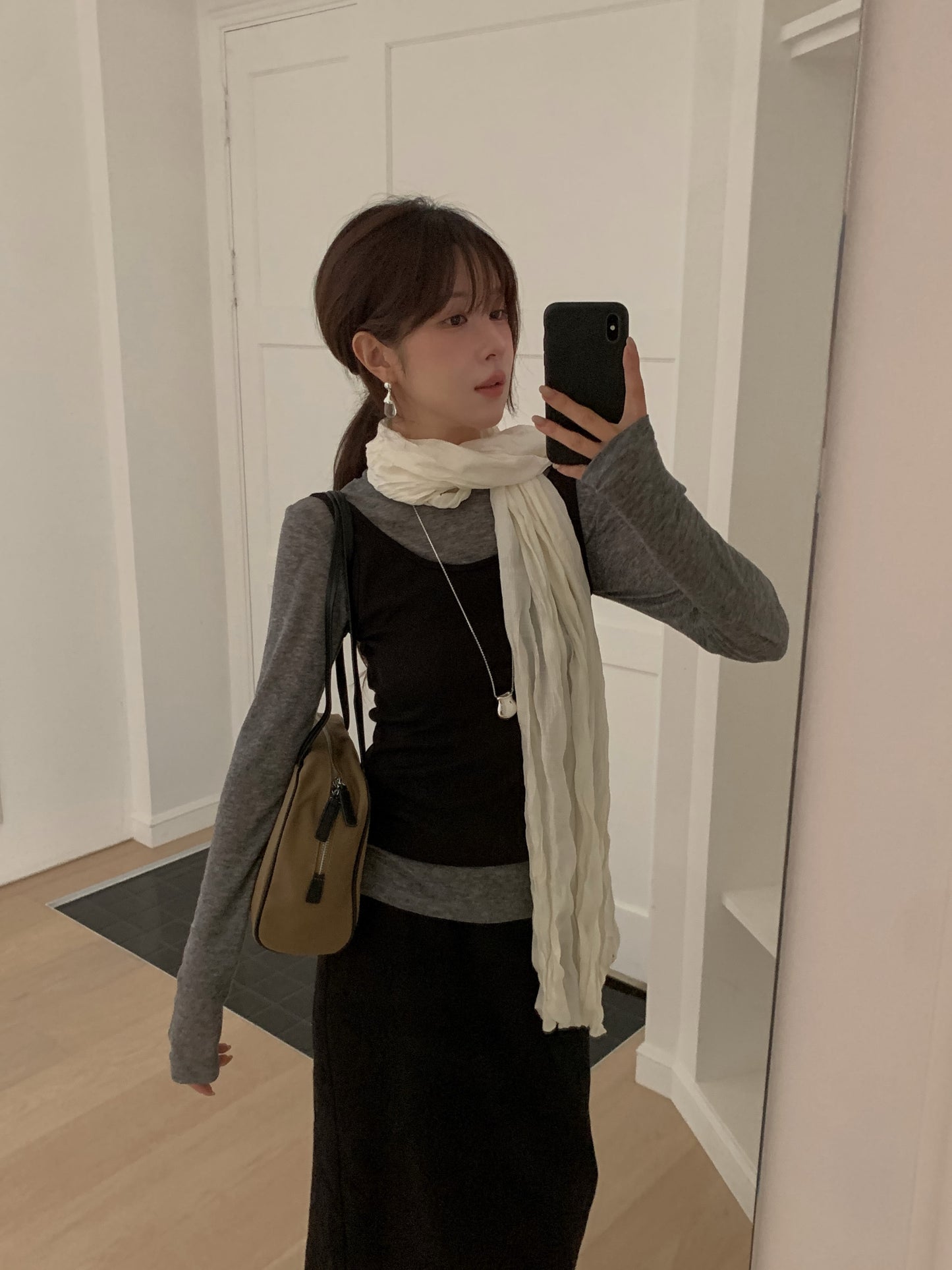 pratt twisted scarf