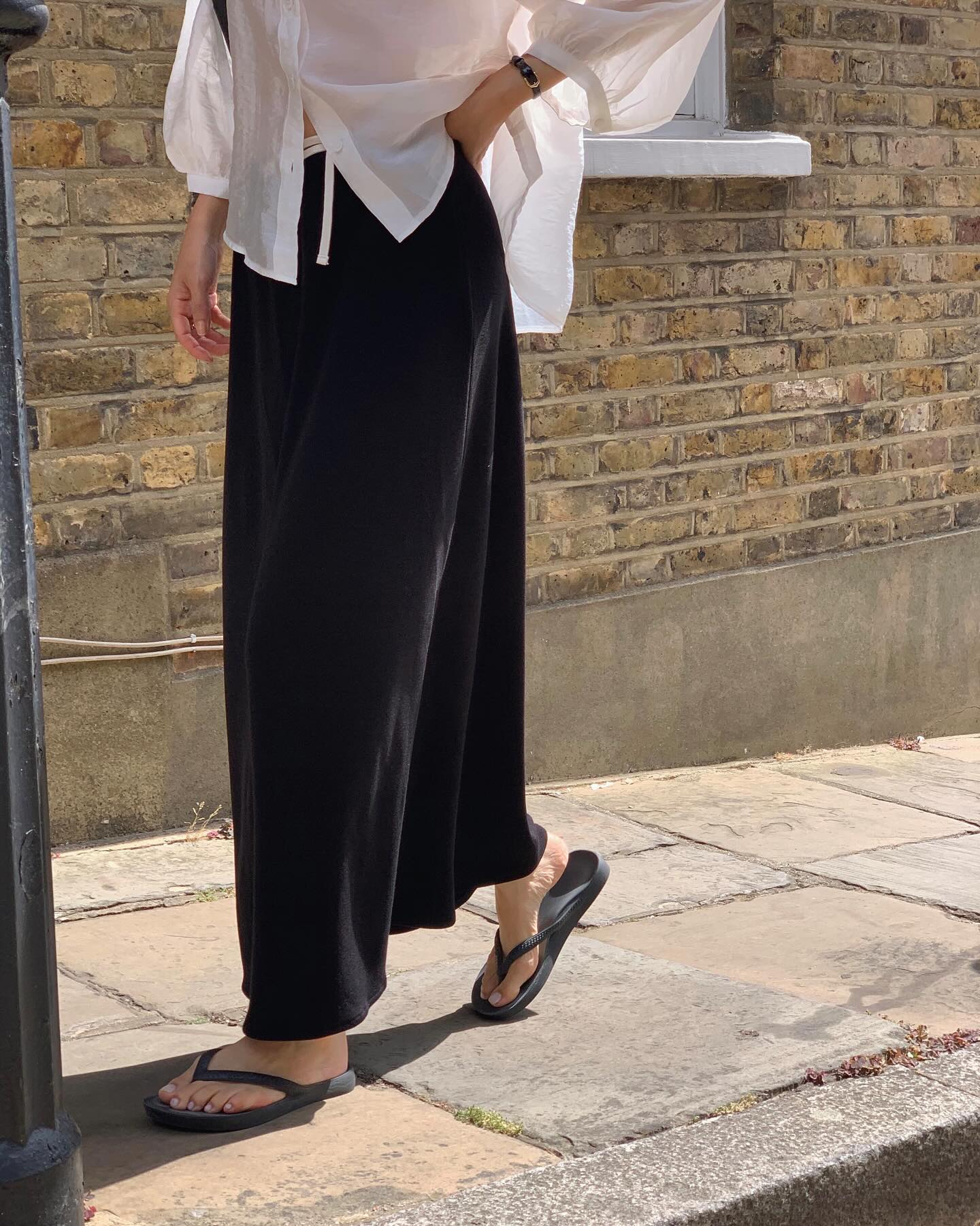 liter eclat tencel puff blouse-2col