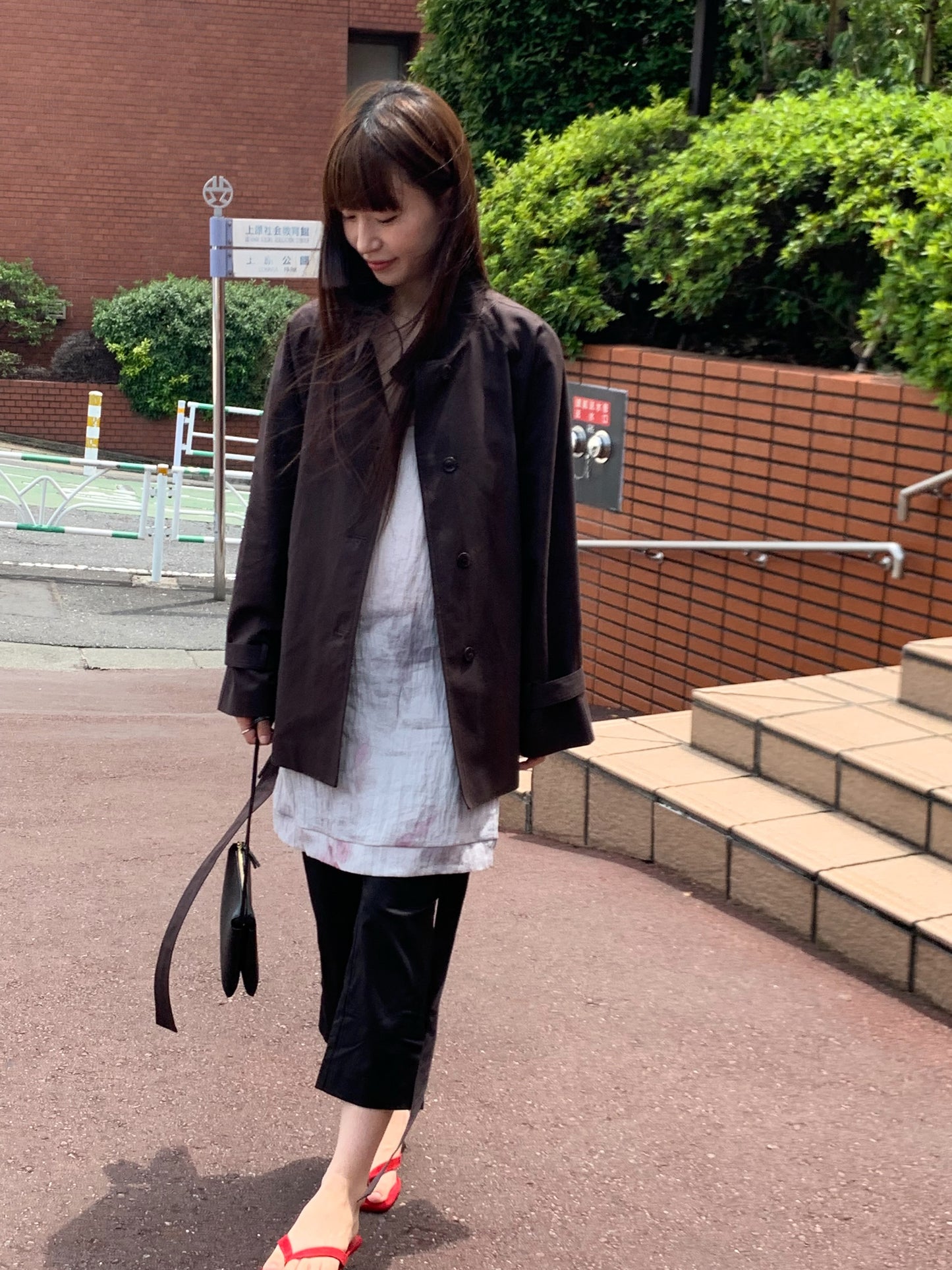 low-belted trench coat-2col
