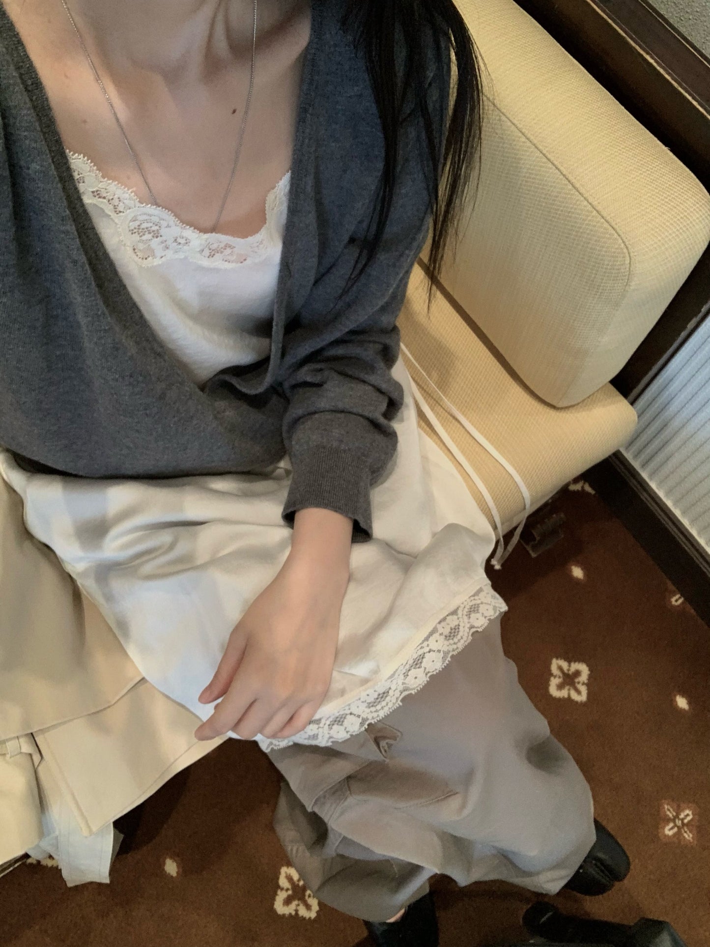 carrie deep v knit-4col