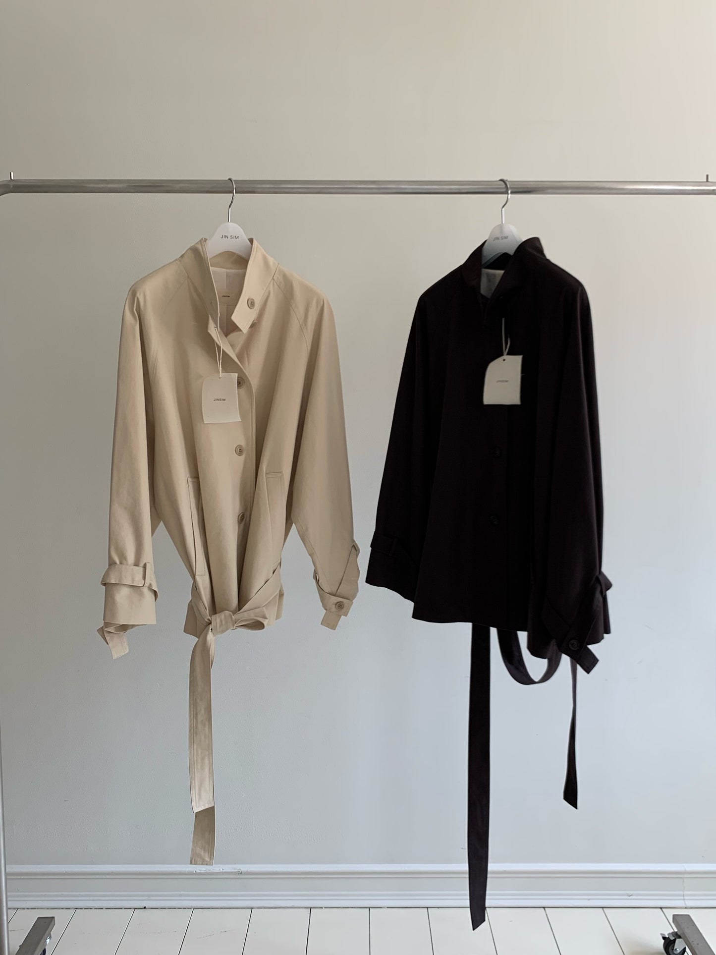 low-belted trench coat-2col