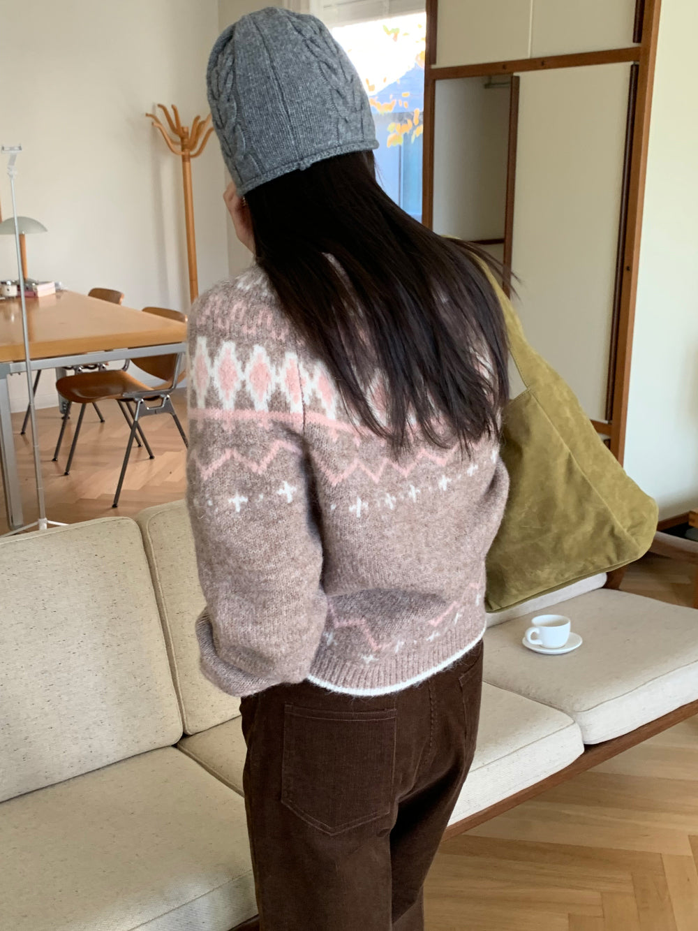 snow cardigan-3col