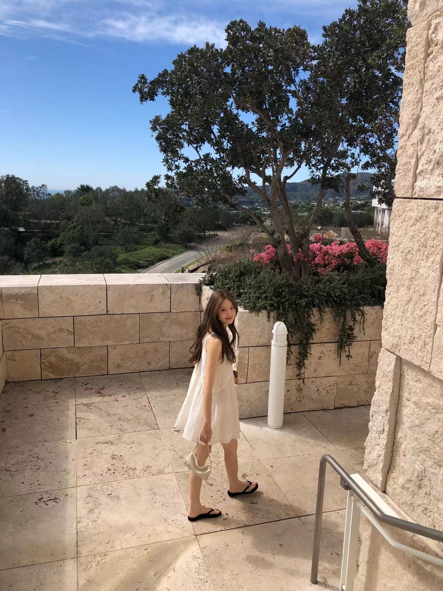 Ounce sheer u neck onepiece-2col