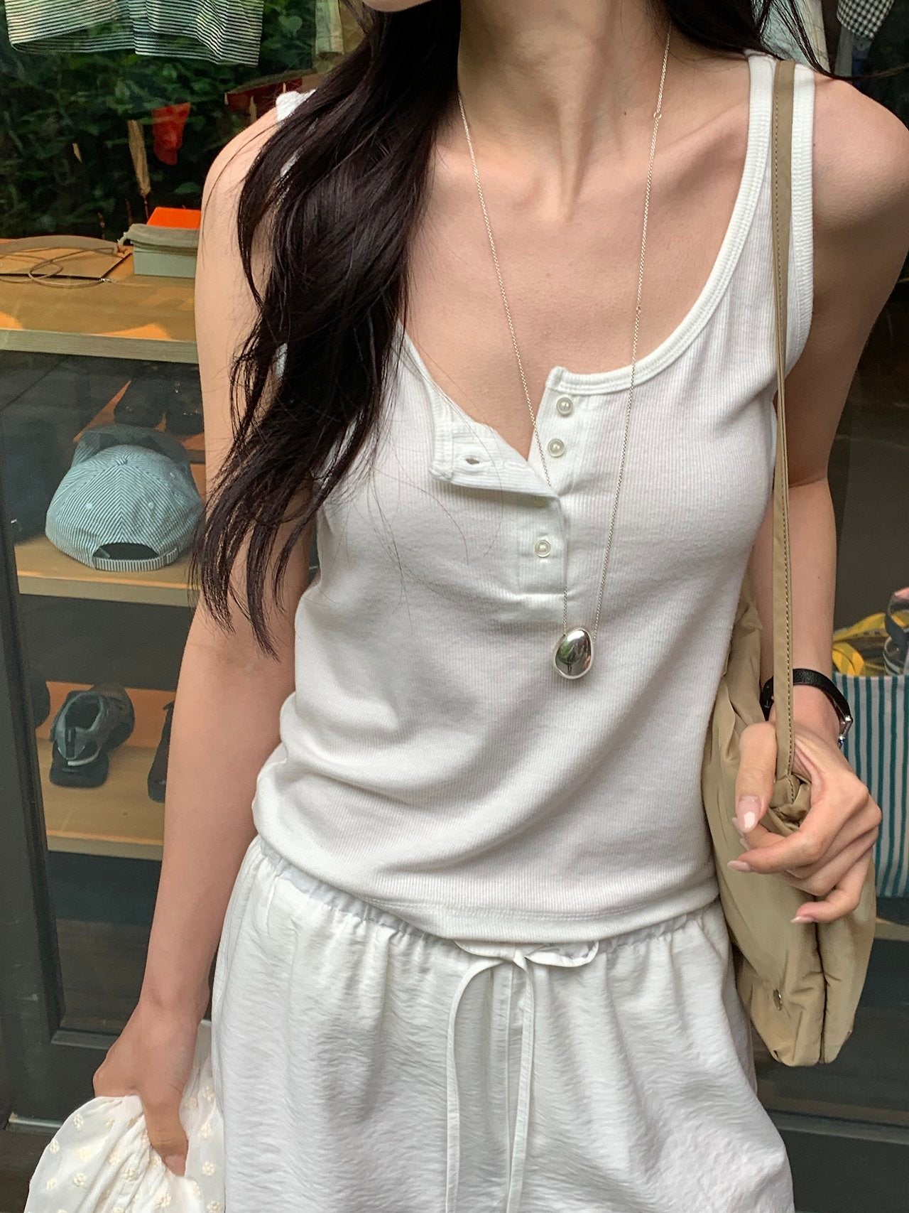 Loe henley neck sleeveless-3col
