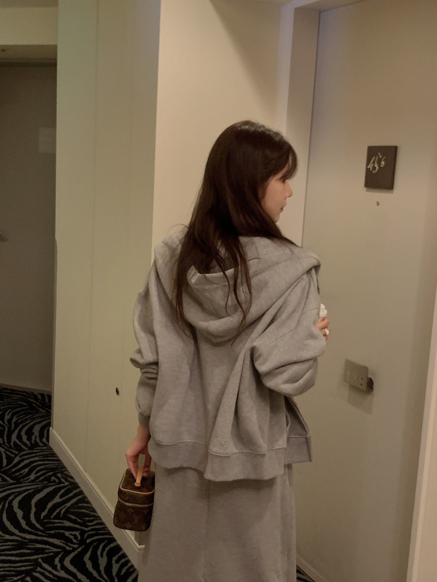 Essential gimo hood zip-up&pants&skirt-3col