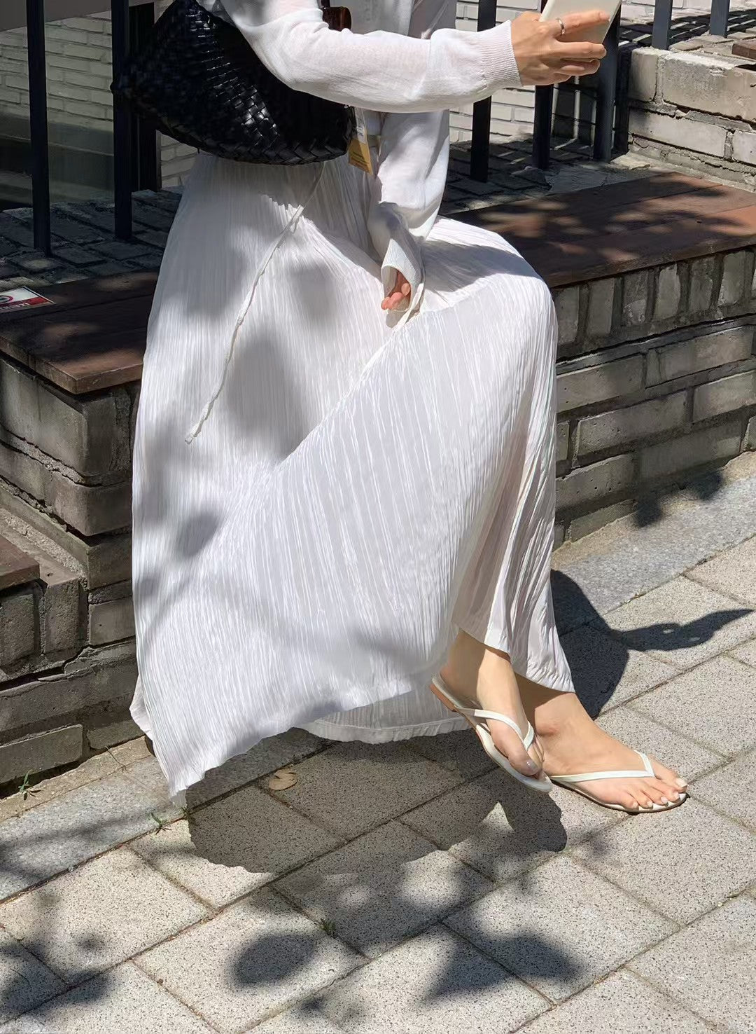 liter shy satin wrinkle skirt-2col