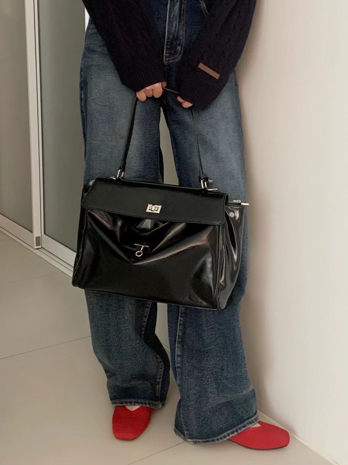 black square shoulder bag