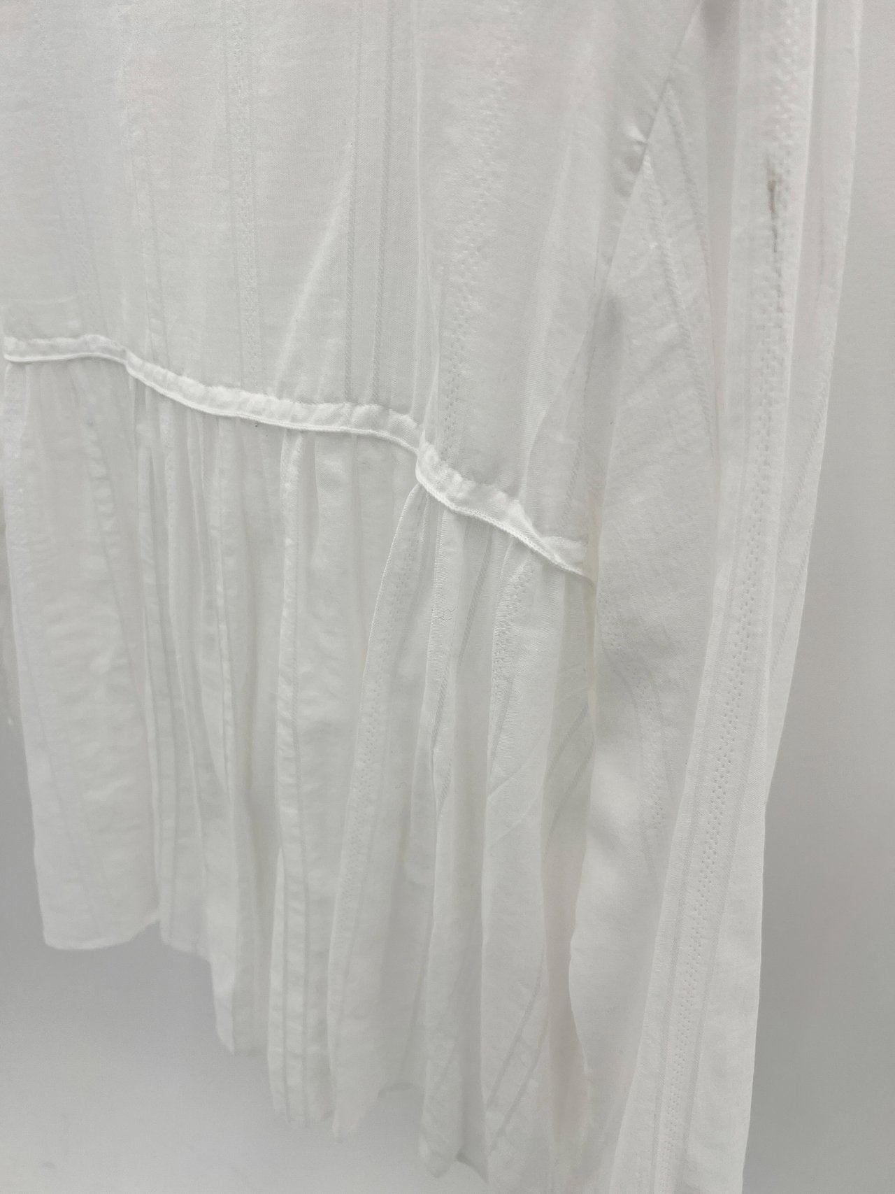 Arel V-neck string blouse
