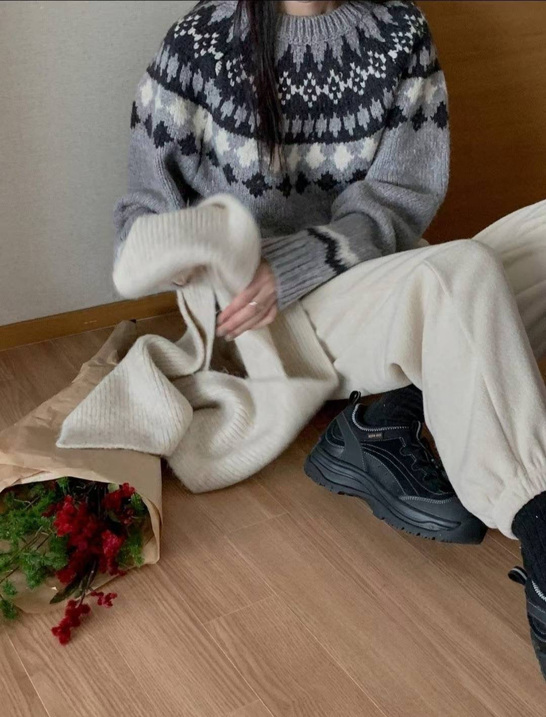 Flower punch knit-2col