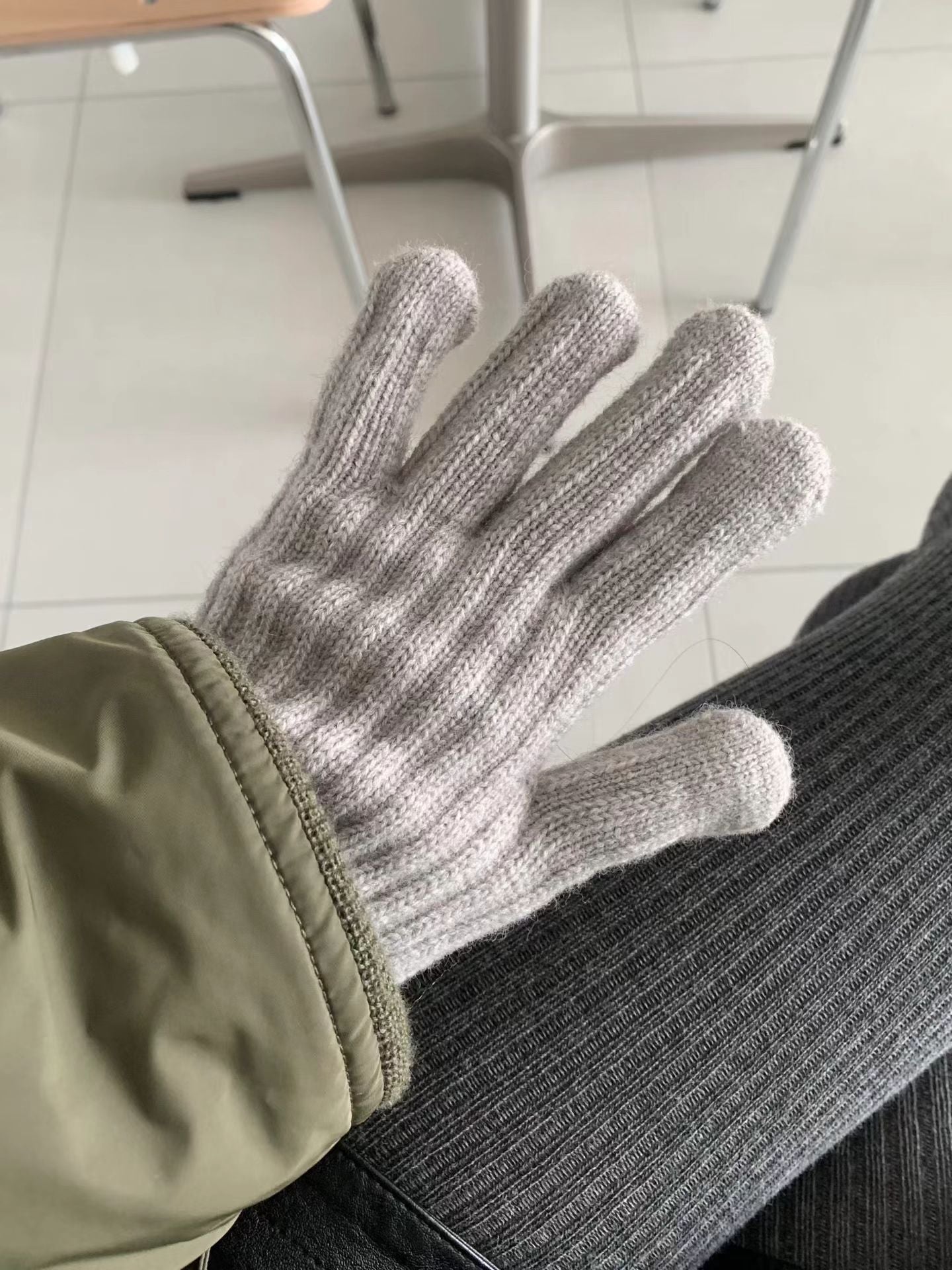 Snow Finger hole Gloves