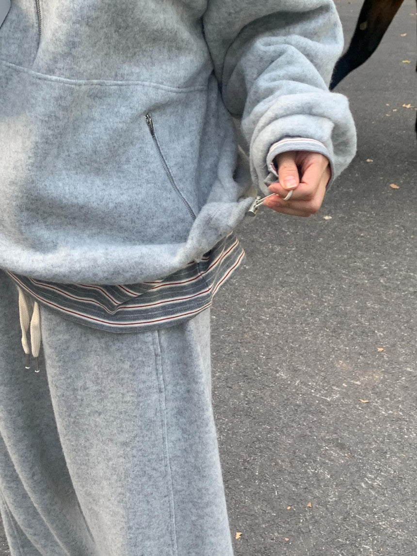 warm sweatshirt-3col