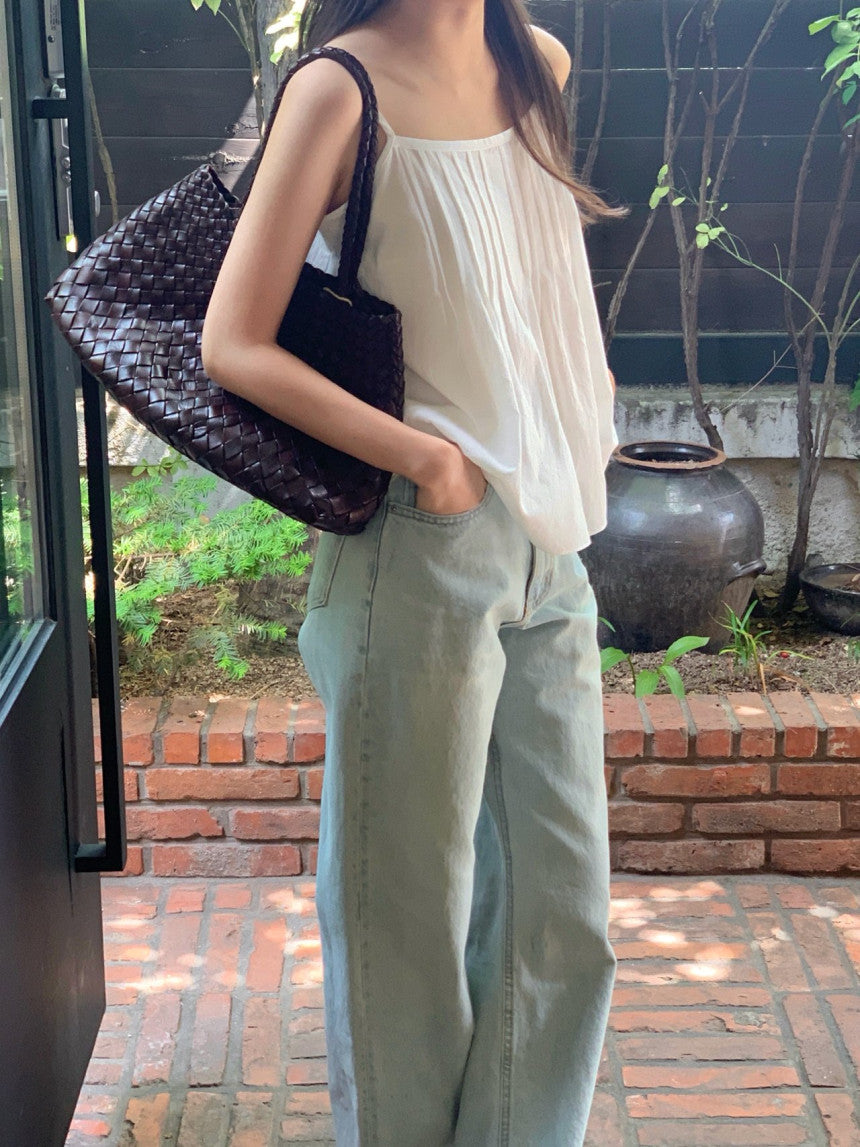 Lobe pintuck sleeveless blouse-2col