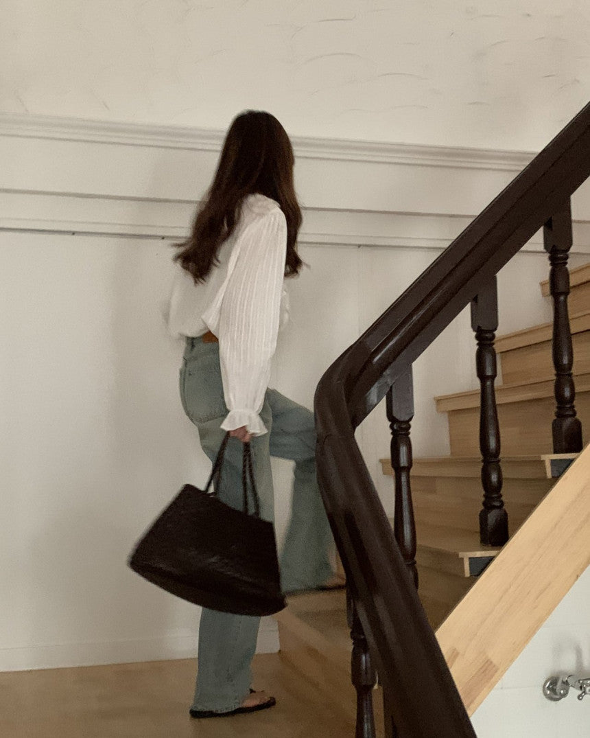 Riel ruffle blouse-2col