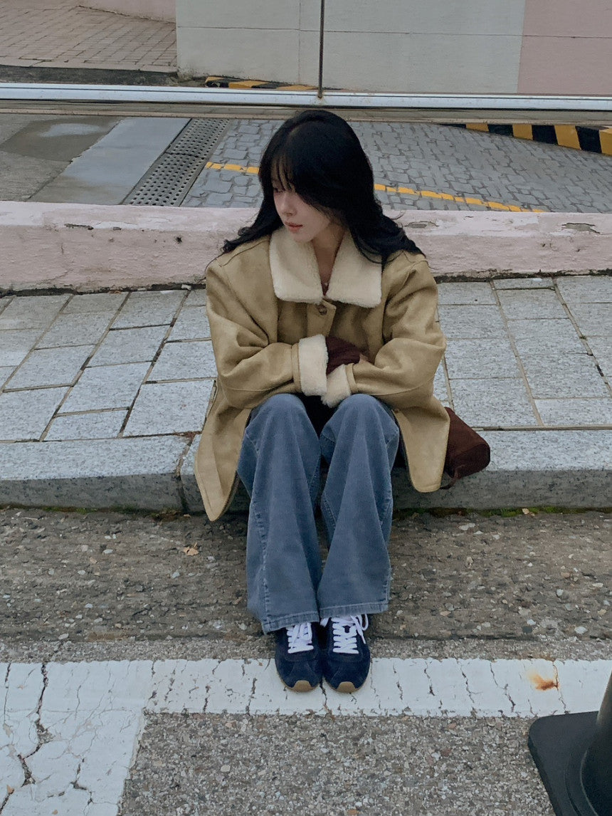 must reversible mustang-2col