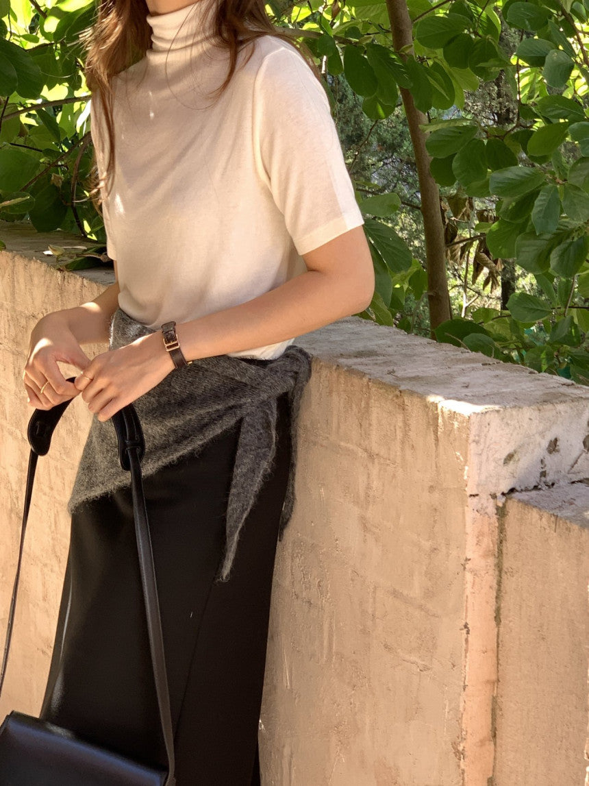 May mock-neck T-4col