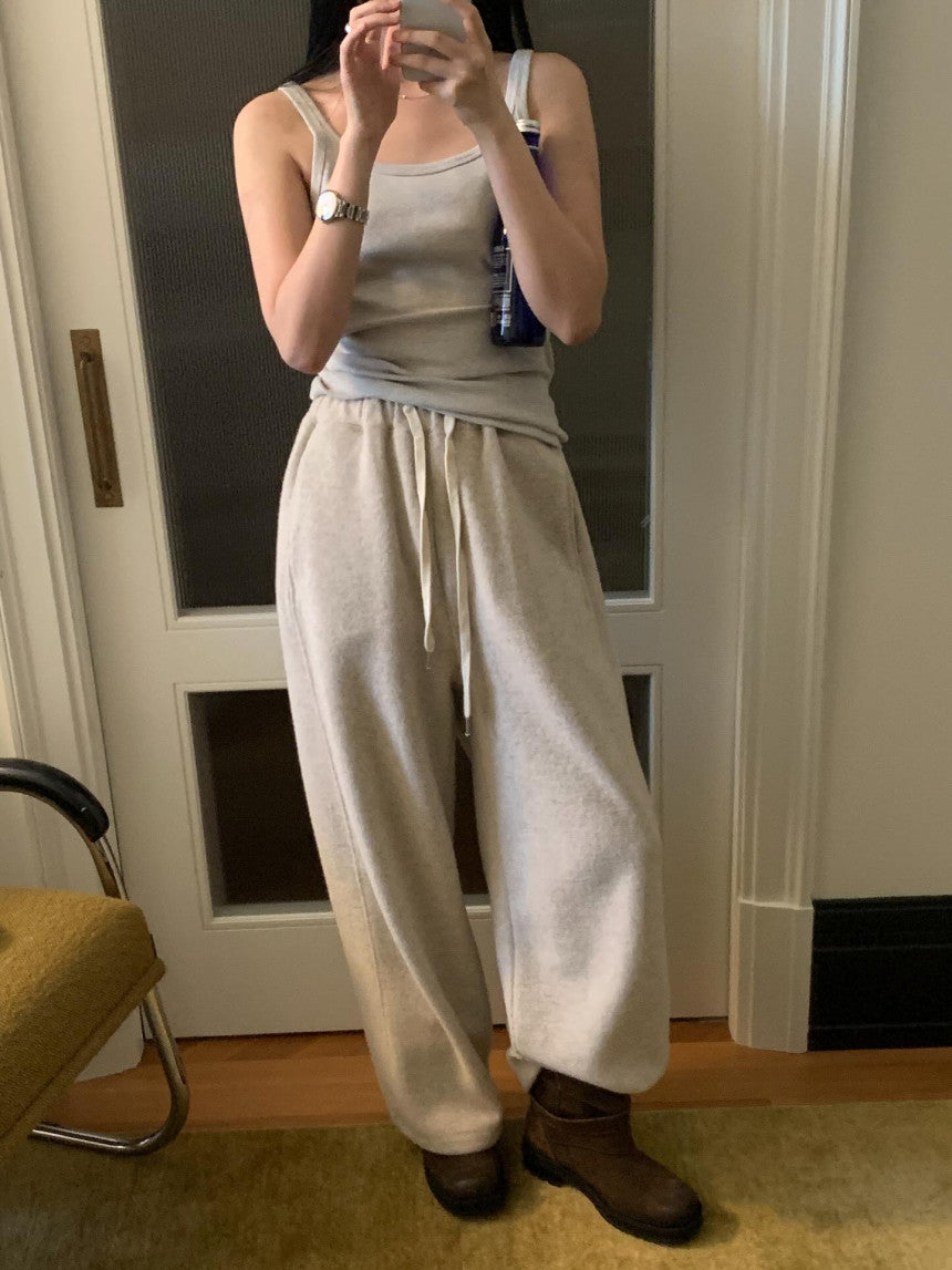 warm sweatpants-3col