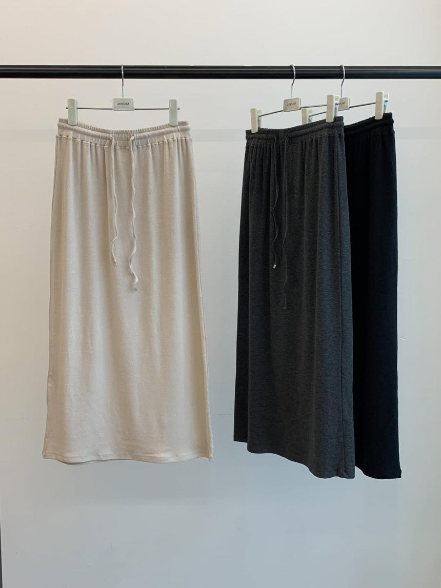 Creamy skirt-3col