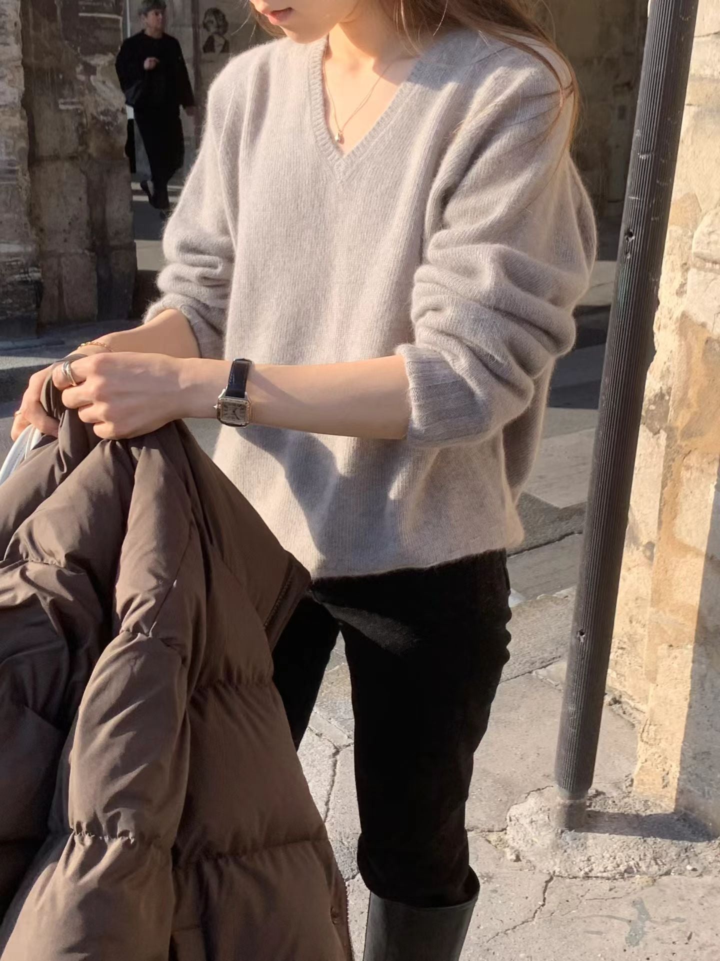 Ounce hairy raccoon v knit-4col