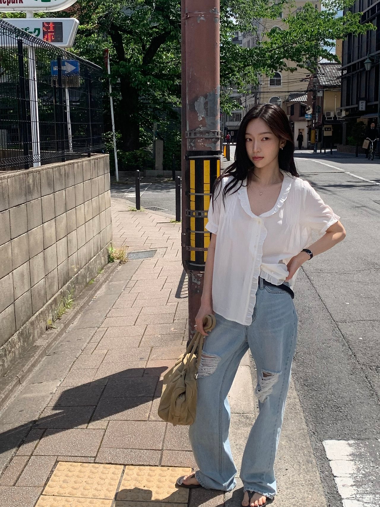 Mela frill pintuck blouse