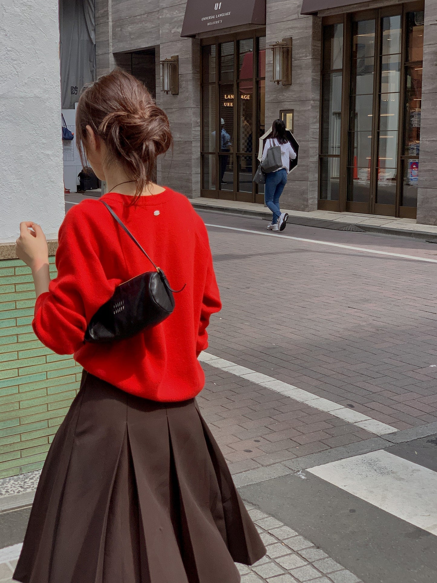 Inthe skirt-2col