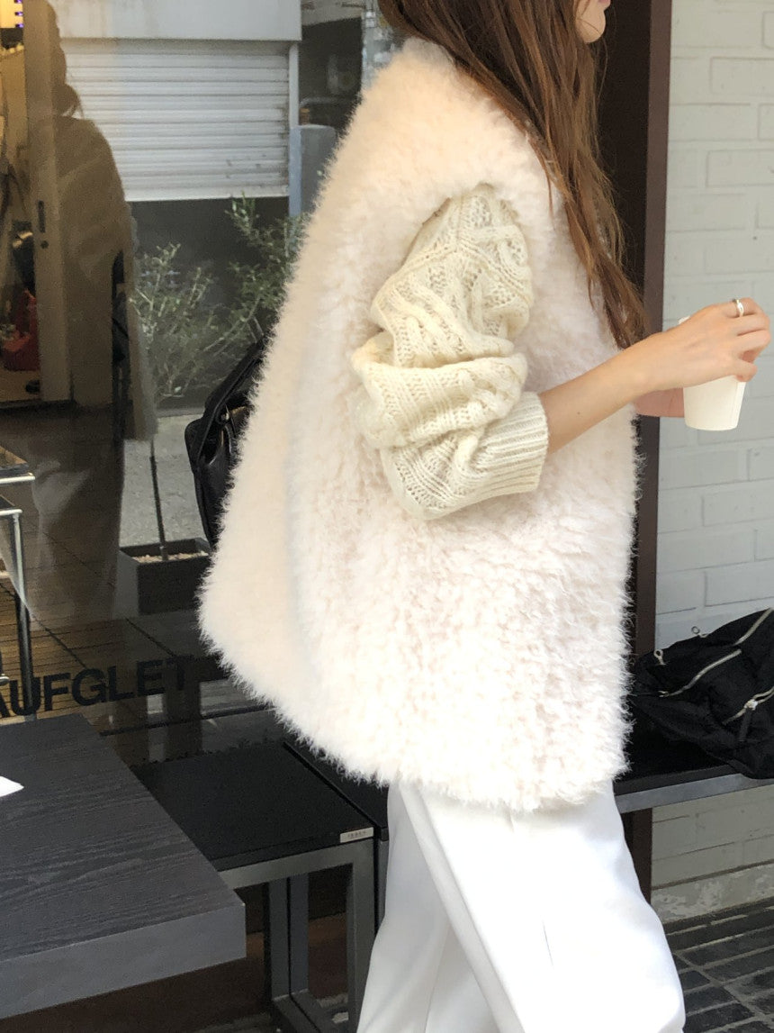 Kelly shearling vest