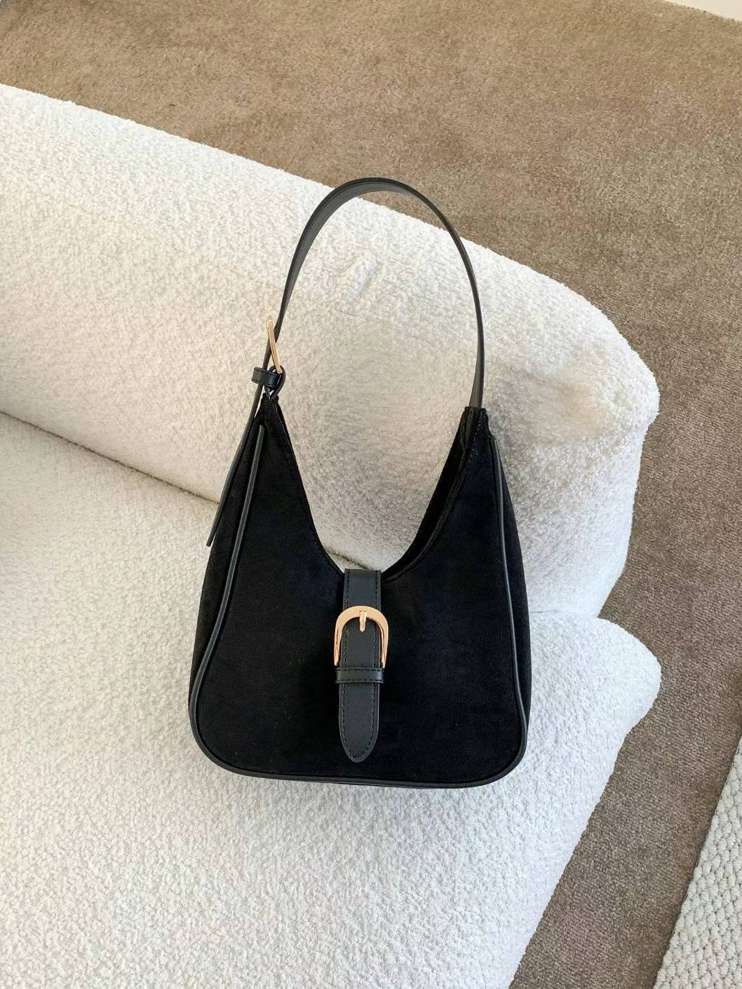 Black gucci best sale hobo bag