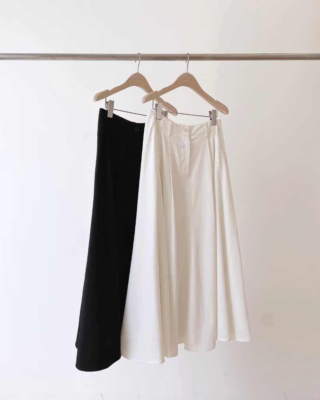Ounce pintuck flare skirt-2col
