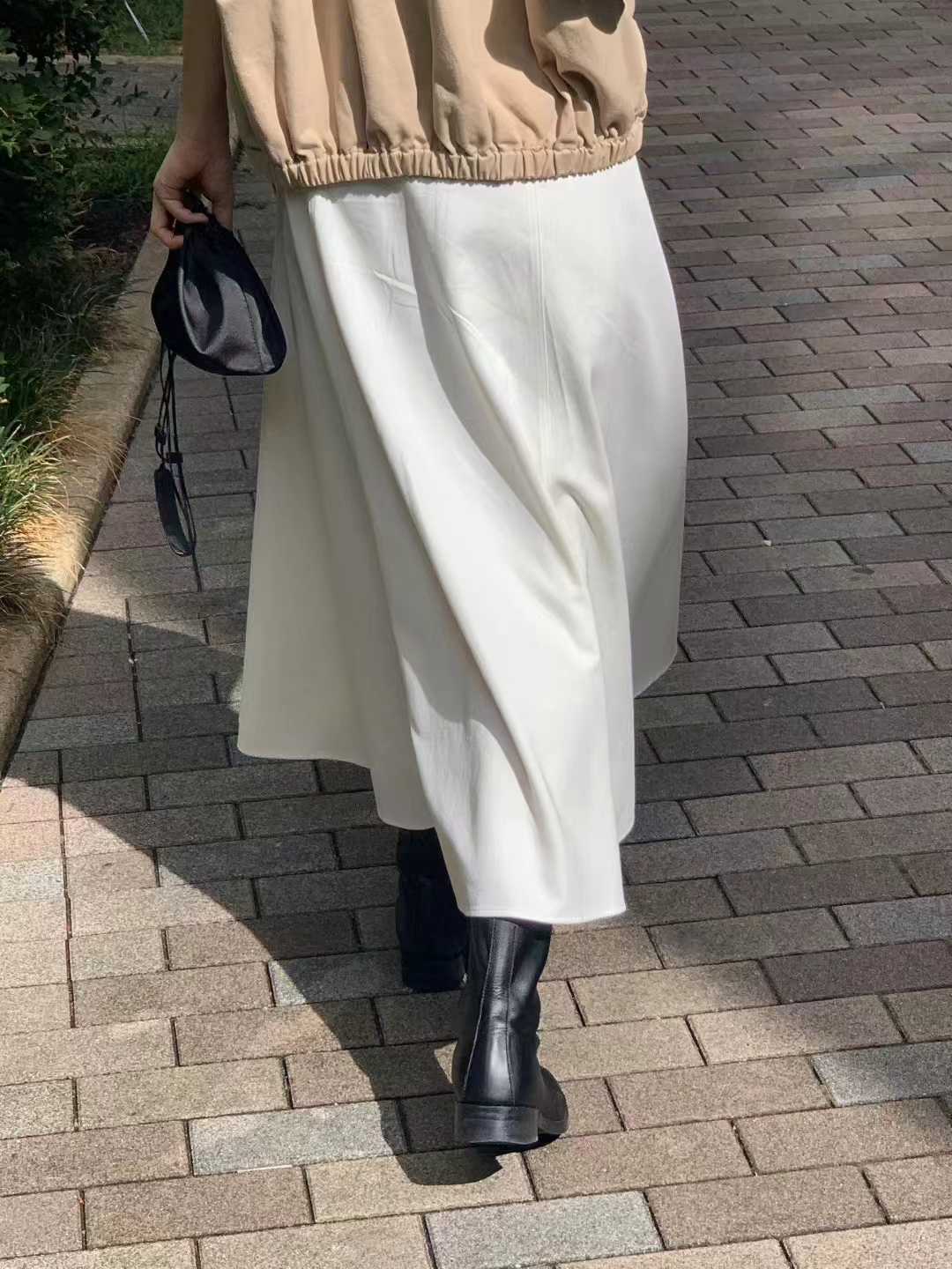 Ounce satin leather bag