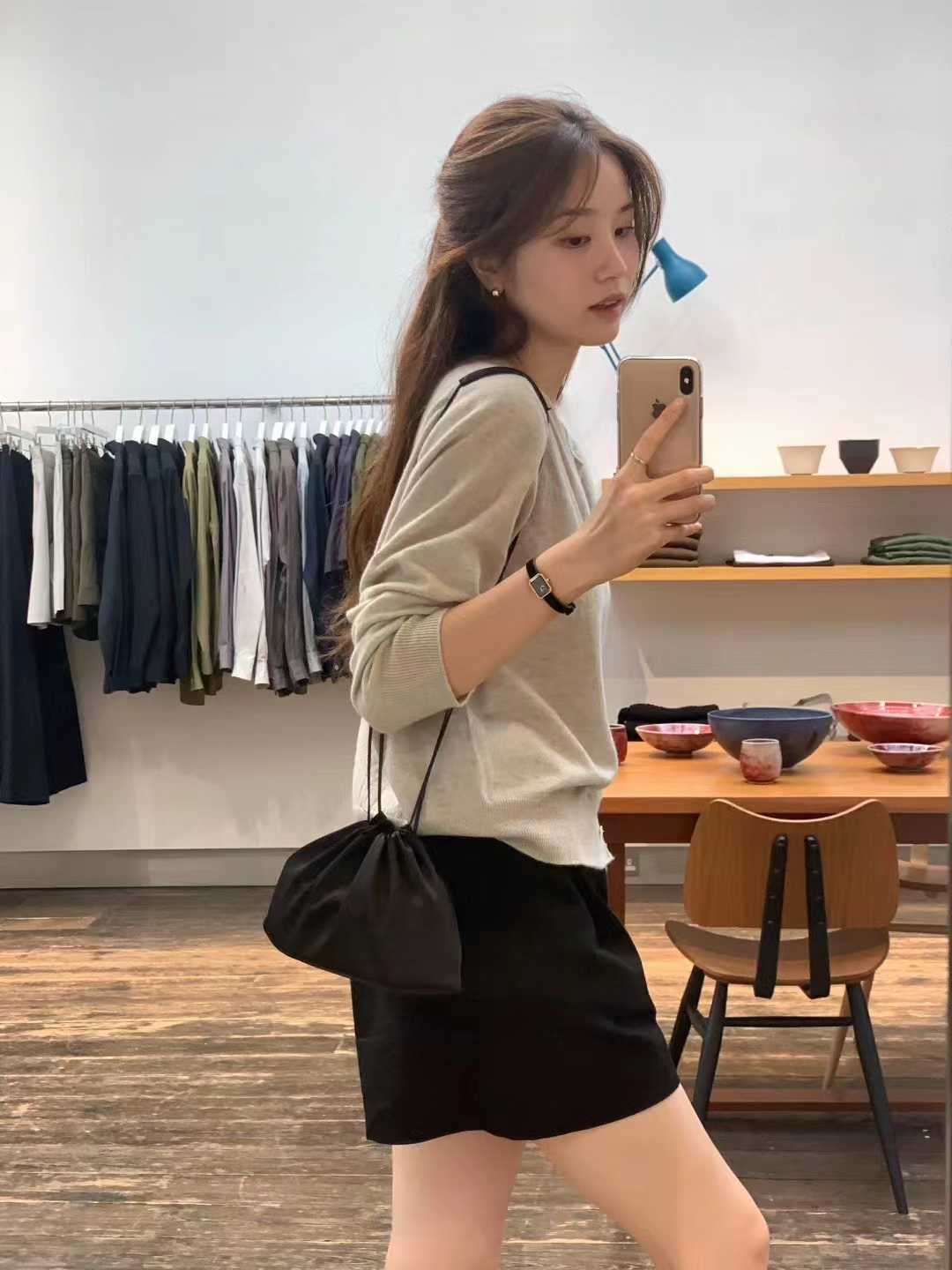 Ounce satin leather bag