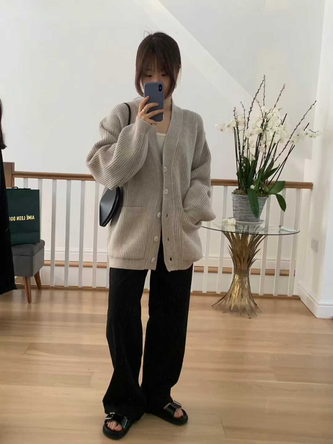 Ounce loose hachi cardigan-2col