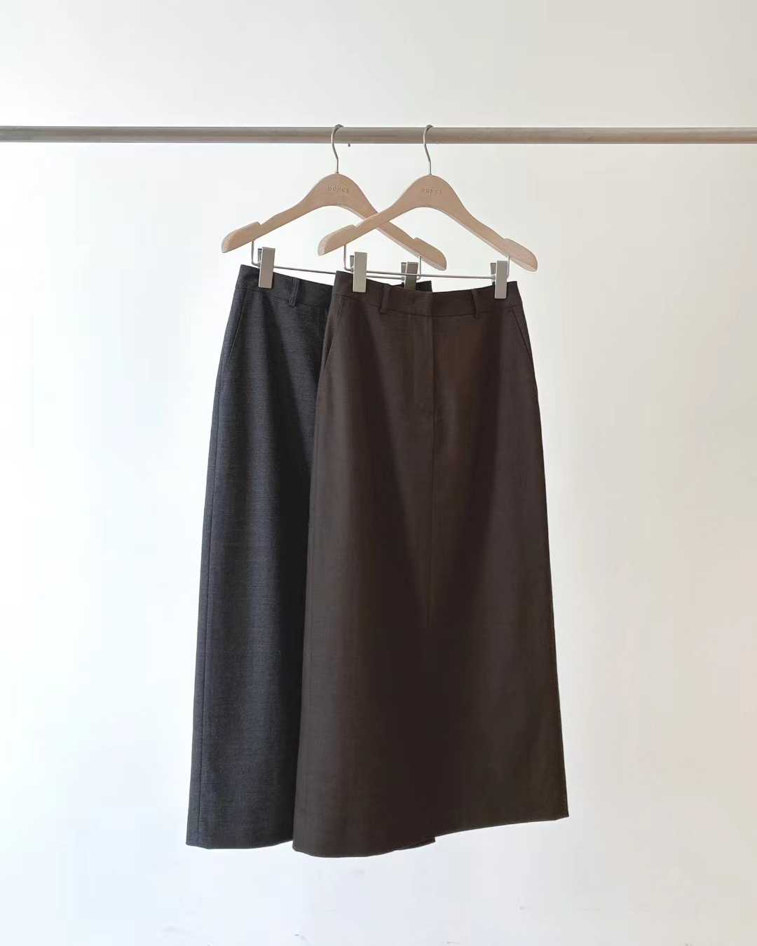 Ounce wool maxi skirt-2col