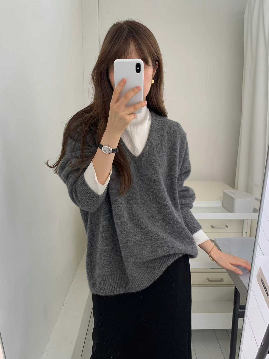 Ounce raccoon V pullover knit-3col
