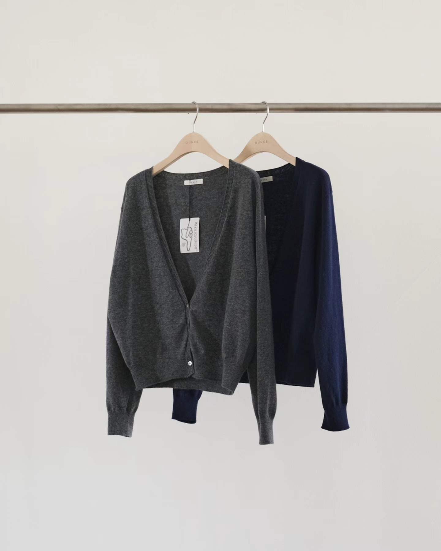 Ounce mia deep v wholegar CD-2col
