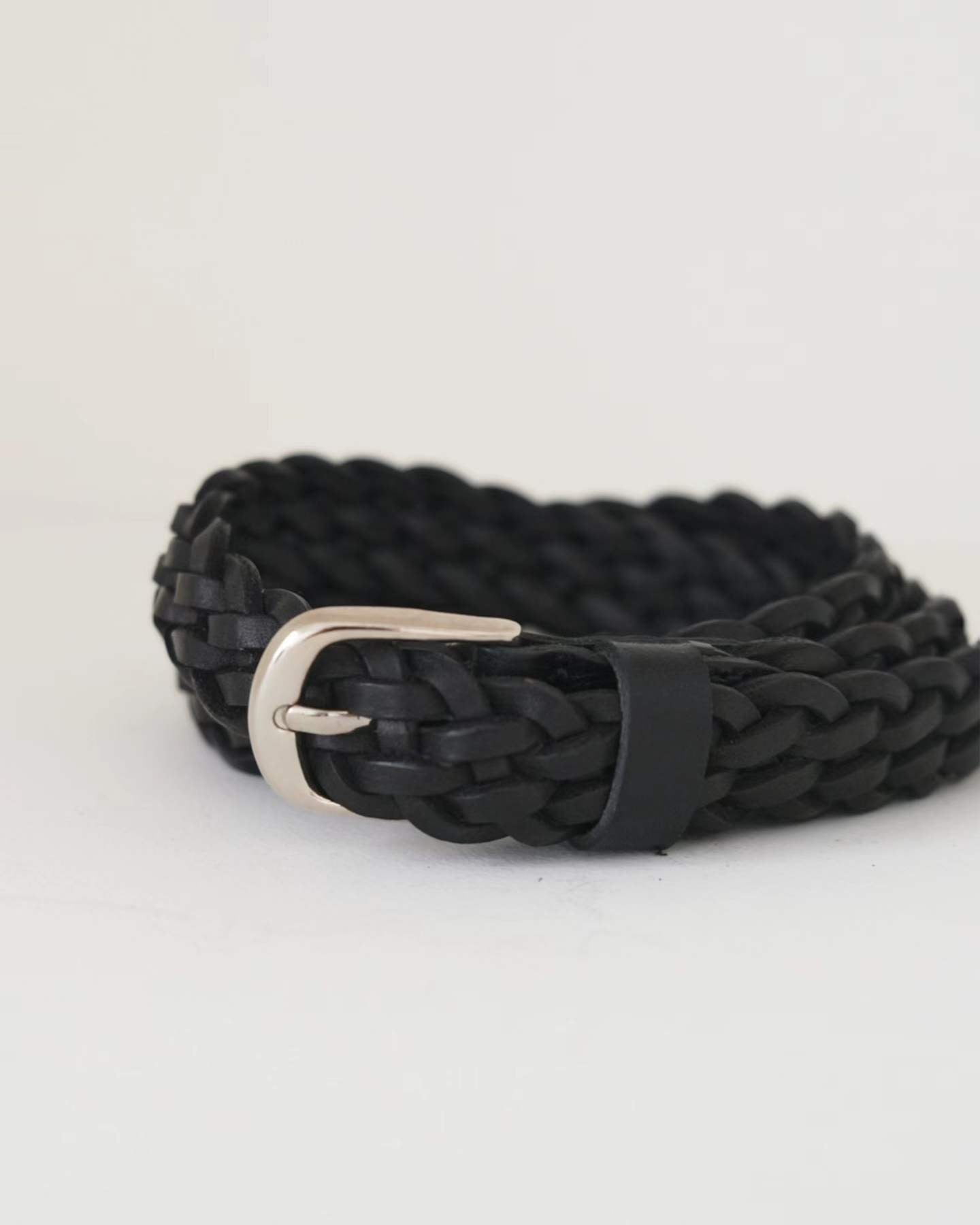 Ounce teen twisted belt