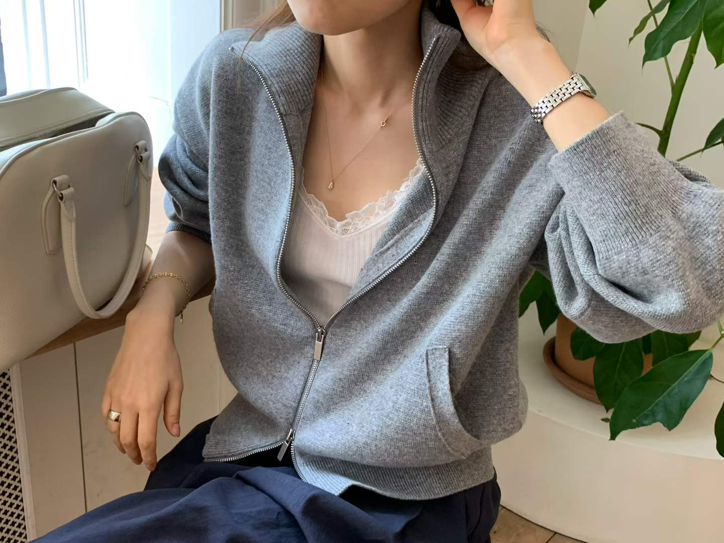 Ounce high-neck zip-up cd-2col