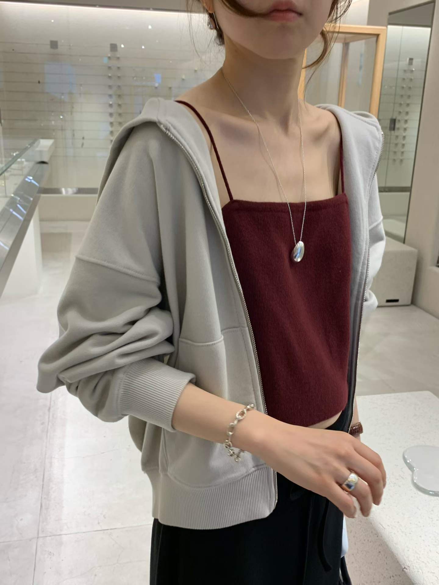 Ounce wool crop sleeveless-3col