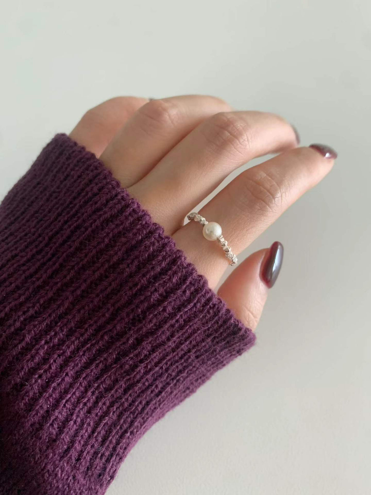 Pearl banding ring