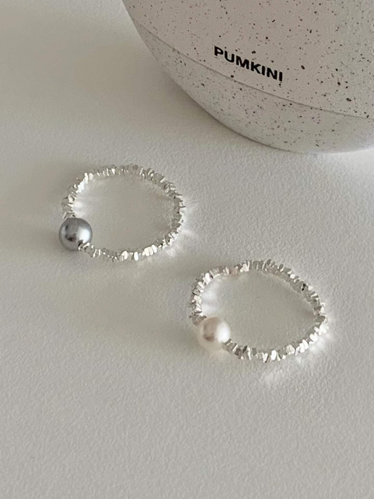 Pearl banding ring
