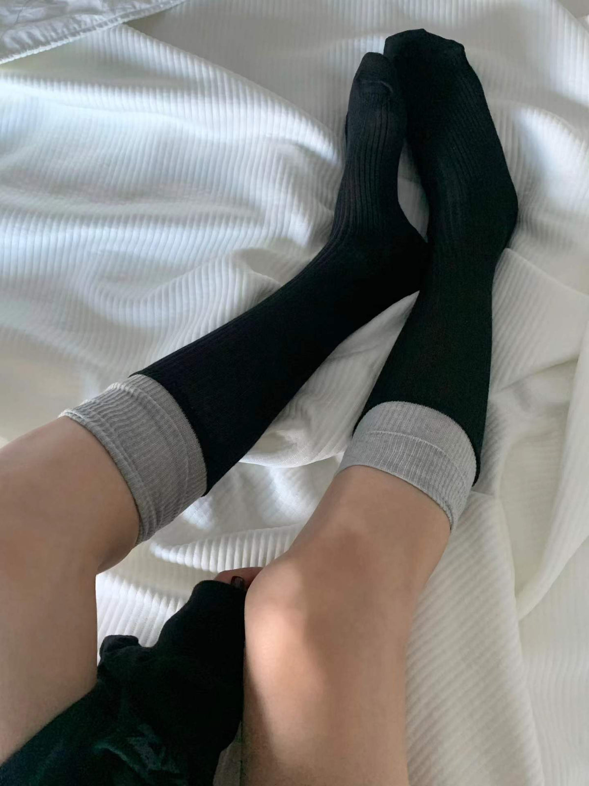 Color-Blocked Layered Socks-2col