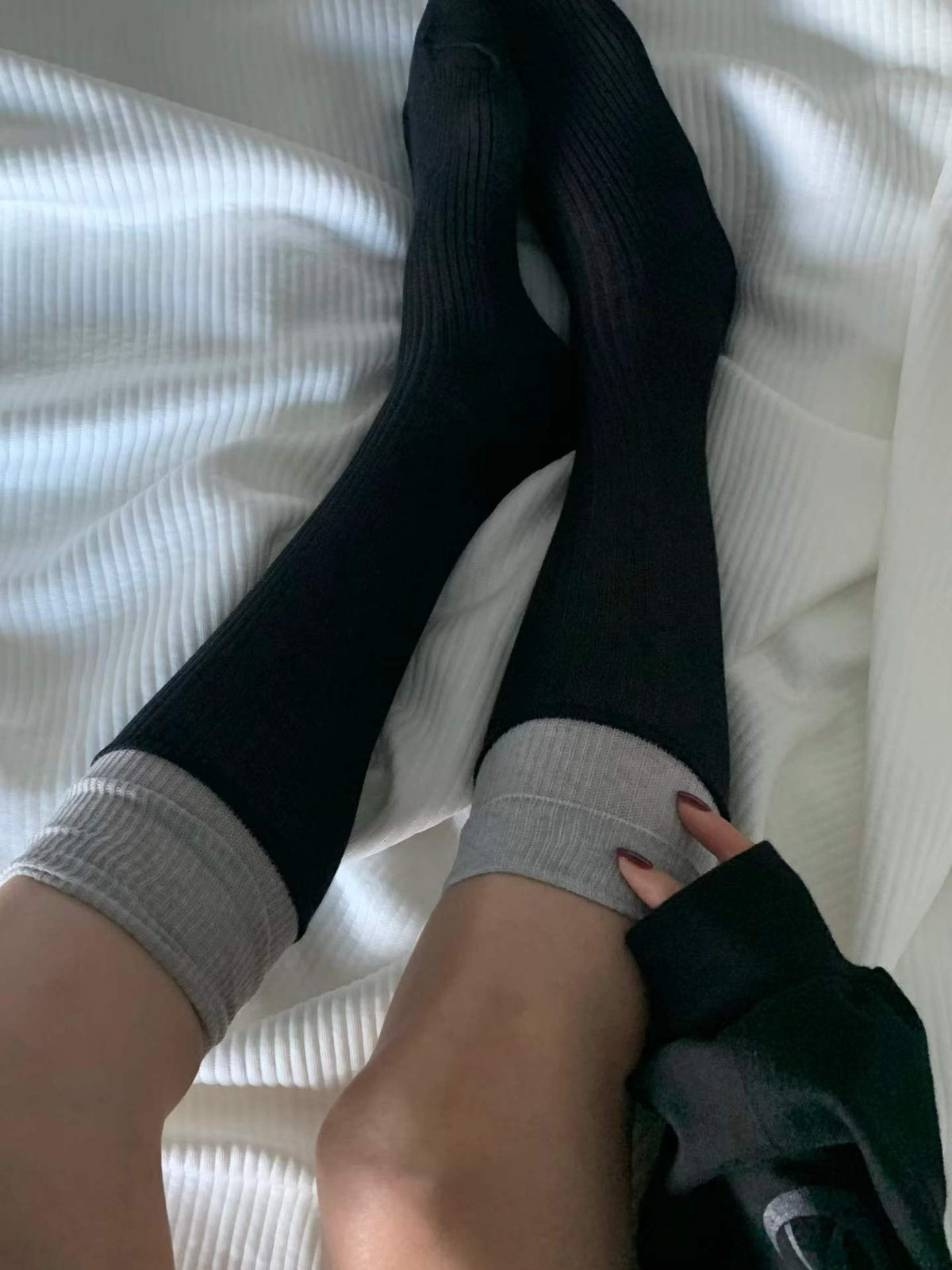 Color-Blocked Layered Socks-2col