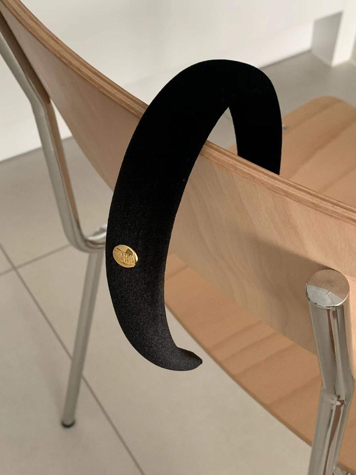 Velvet gold headband