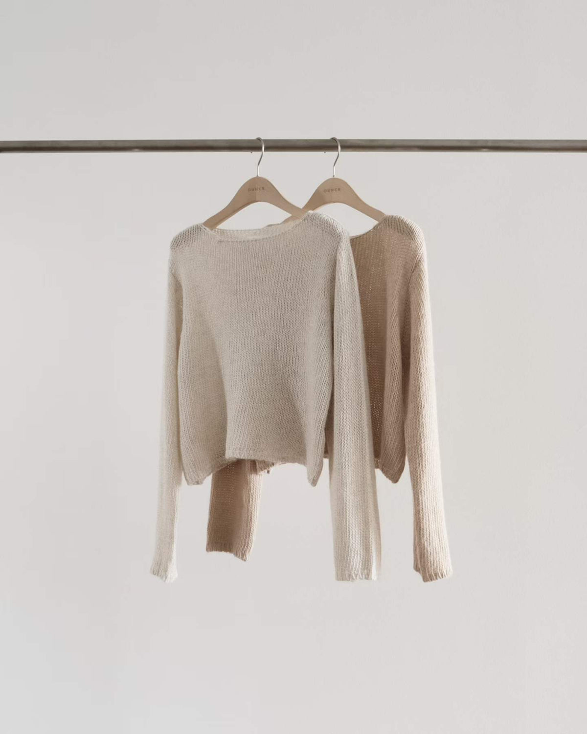 Ounce heather alpaca crop knit-2col