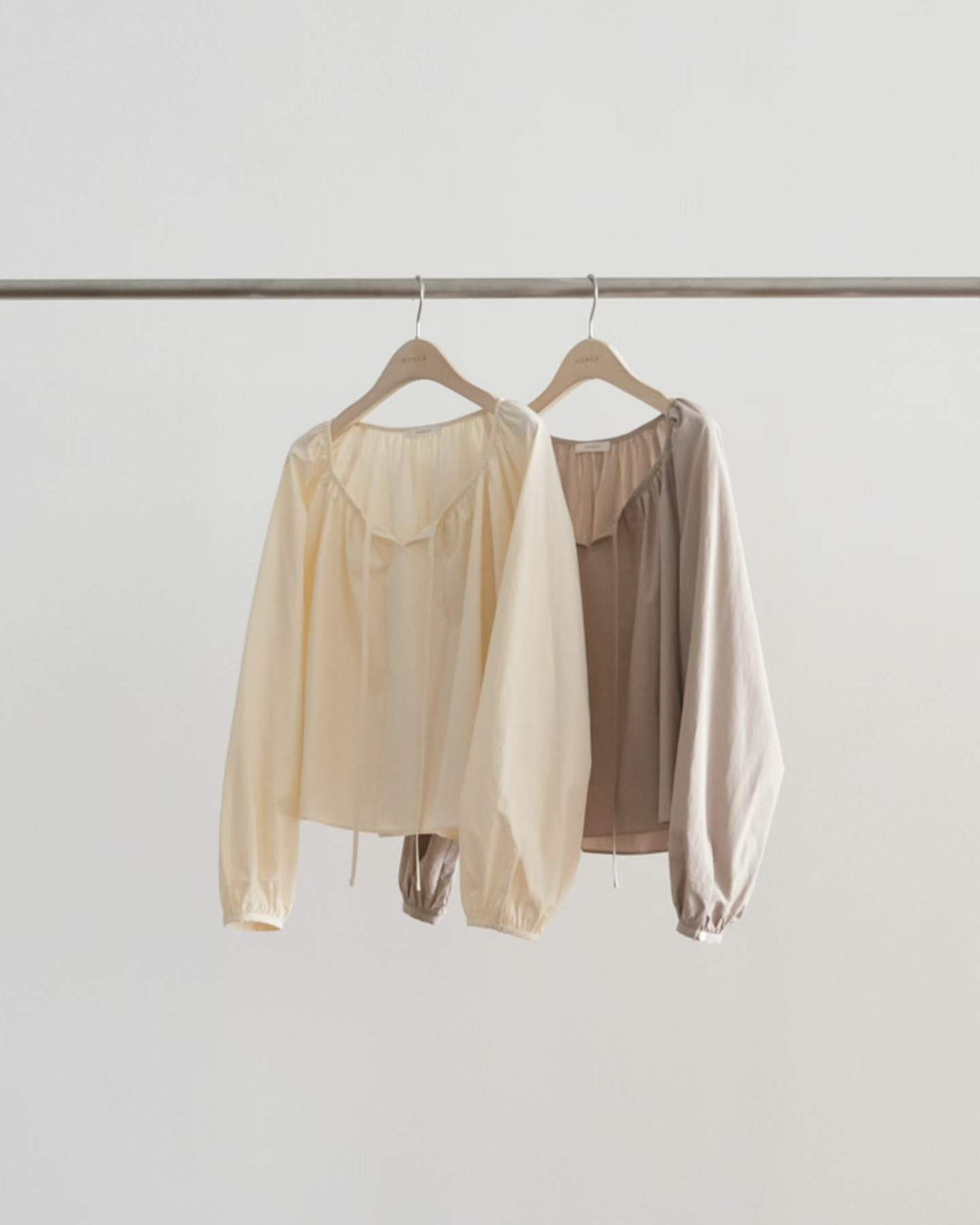 Ounce v shirring bl-2col