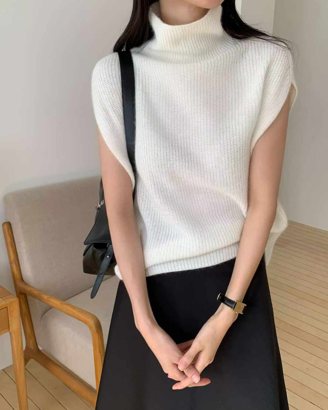 Raccoon turtleneck sleeveless knit-3col