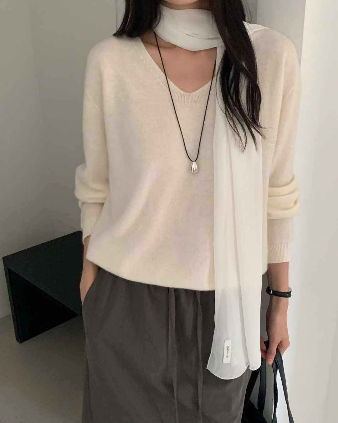 Autumn reborn wholegar v-knit-4col
