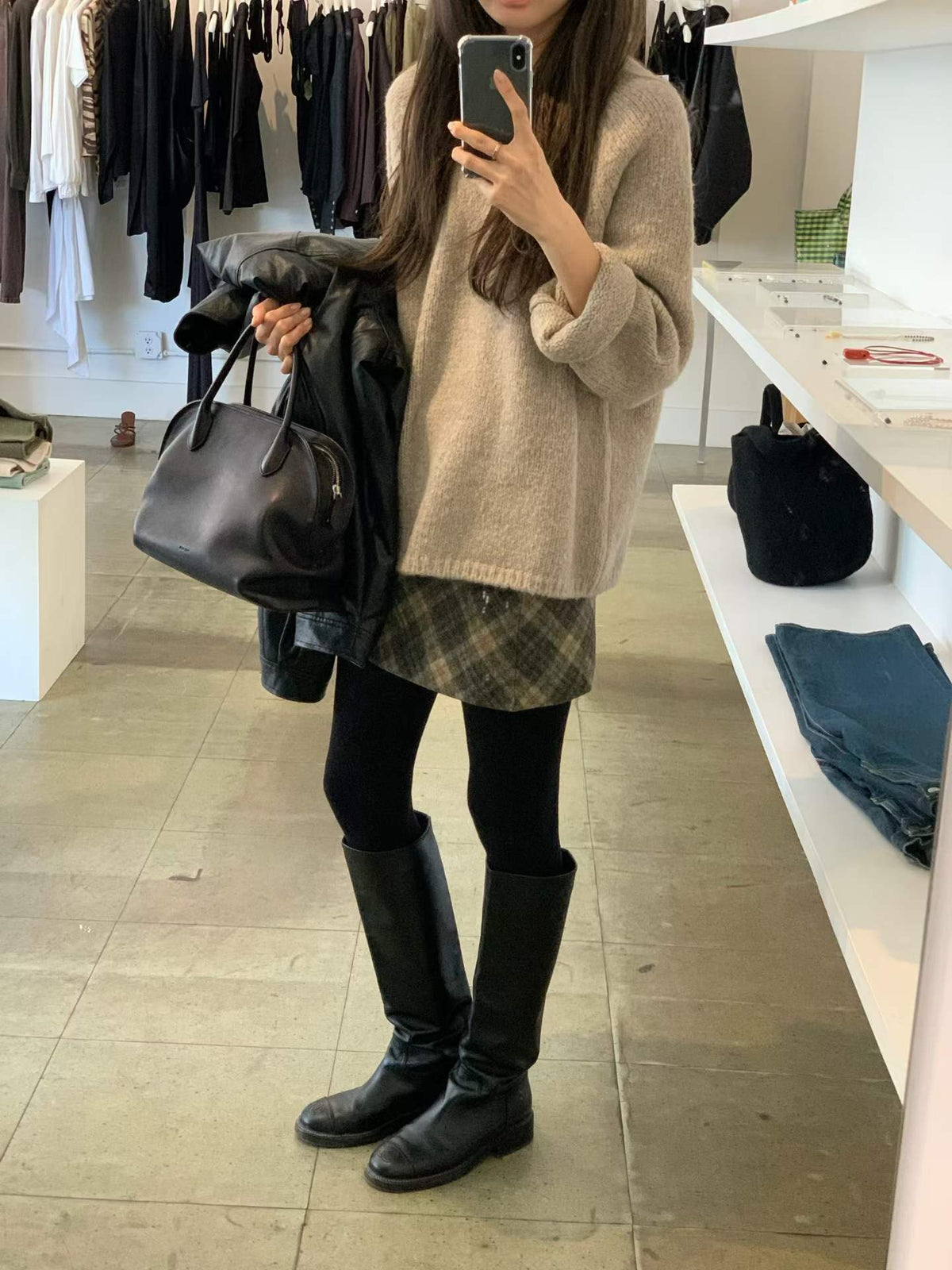 Ounce lore wool v-knit-2col